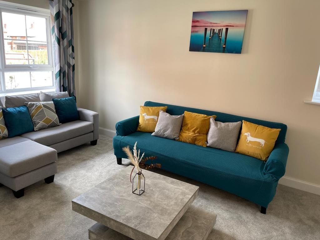 Stunning 3-Bed Risa House In Beeston Nottingham Villa Esterno foto