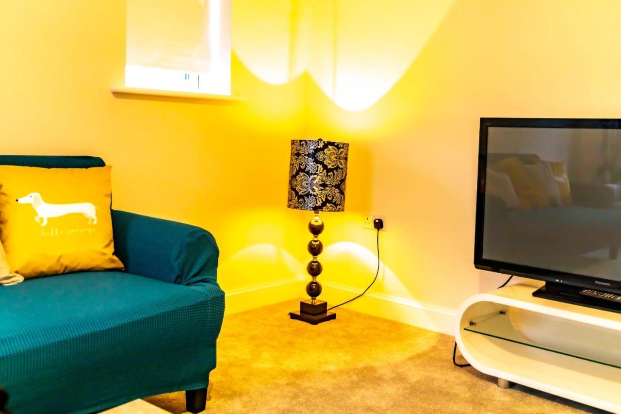 Stunning 3-Bed Risa House In Beeston Nottingham Villa Esterno foto
