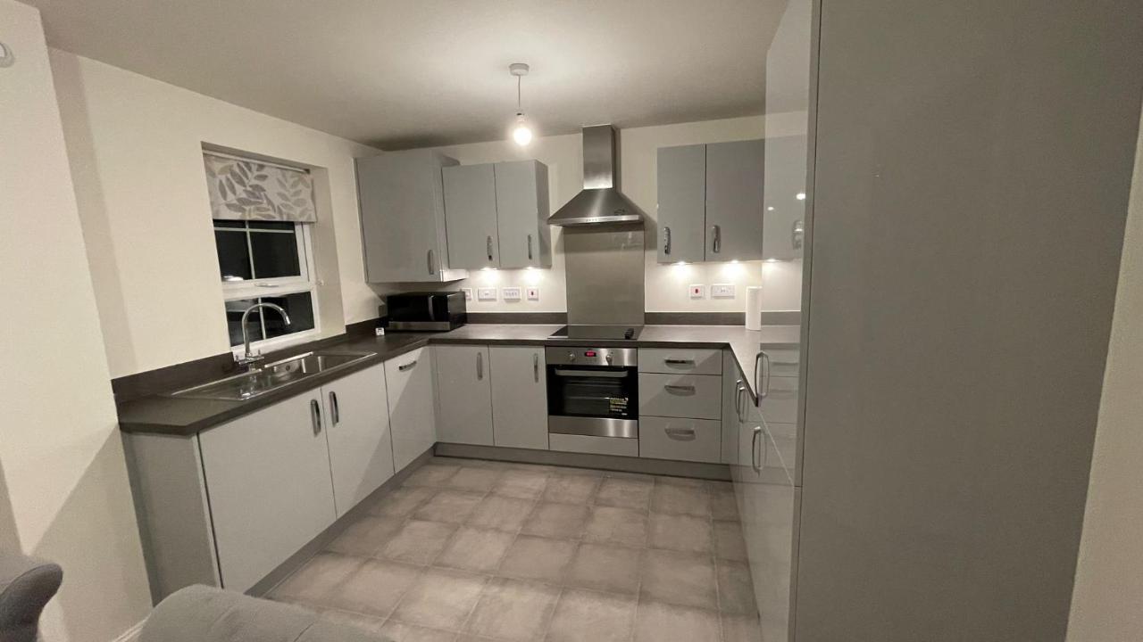 Stunning 3-Bed Risa House In Beeston Nottingham Villa Esterno foto